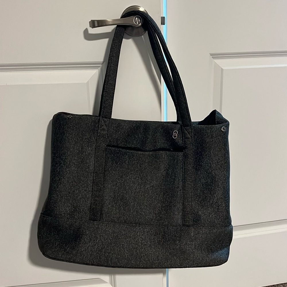 Calia brand grey over the shoulder bag. EUC